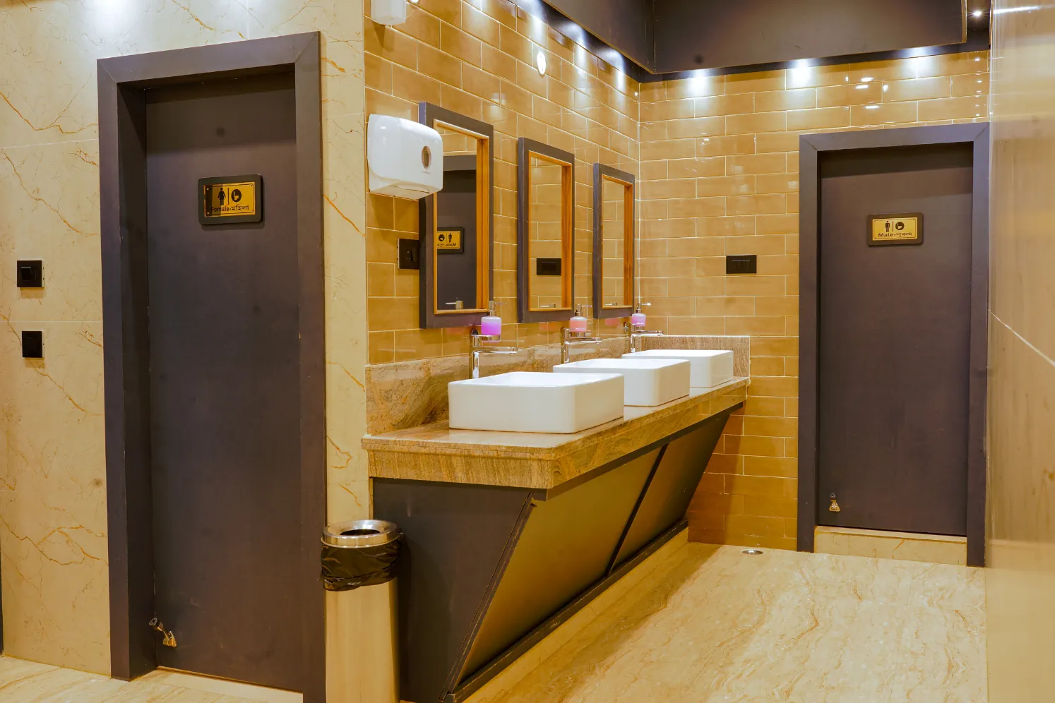 Hotel Service and Ambiance